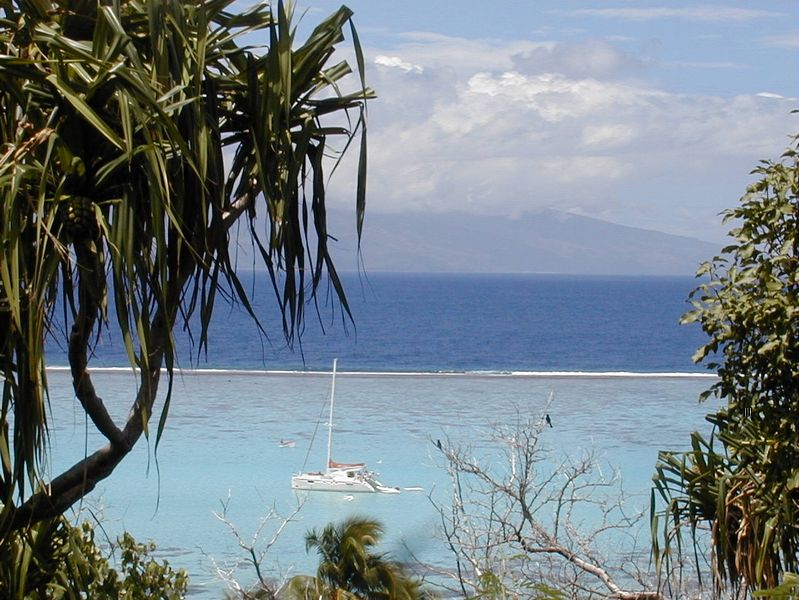 moorea_catamaran1.jpg, 105 kB