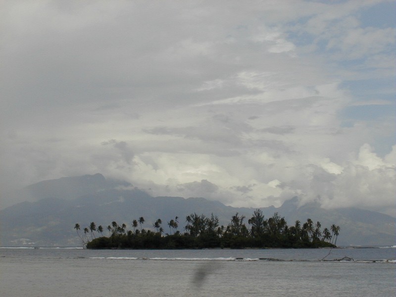 moorea_motu_ahi.jpg, 65 kB