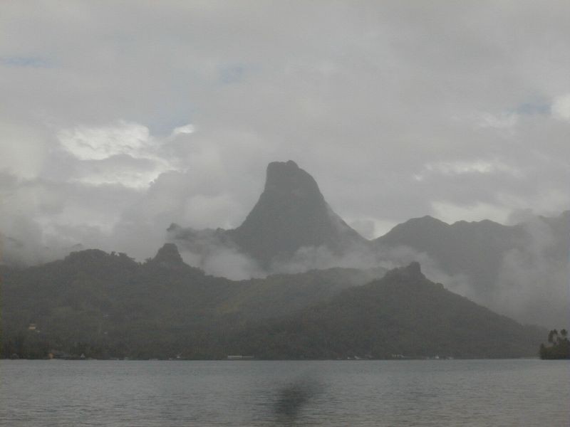moorea_mouaputa_cookbay.jpg, 41 kB