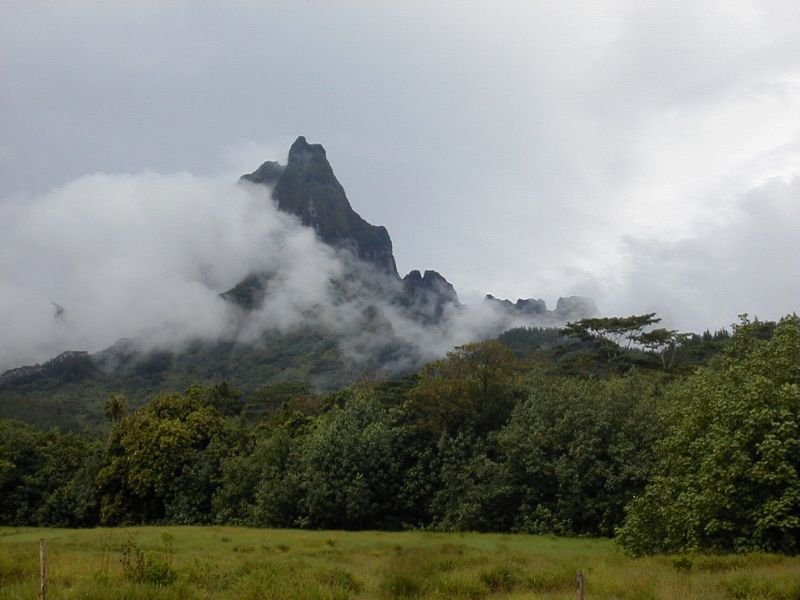 moorea_mouaroa.jpg, 64 kB