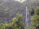 moorea_waterfall2.jpg